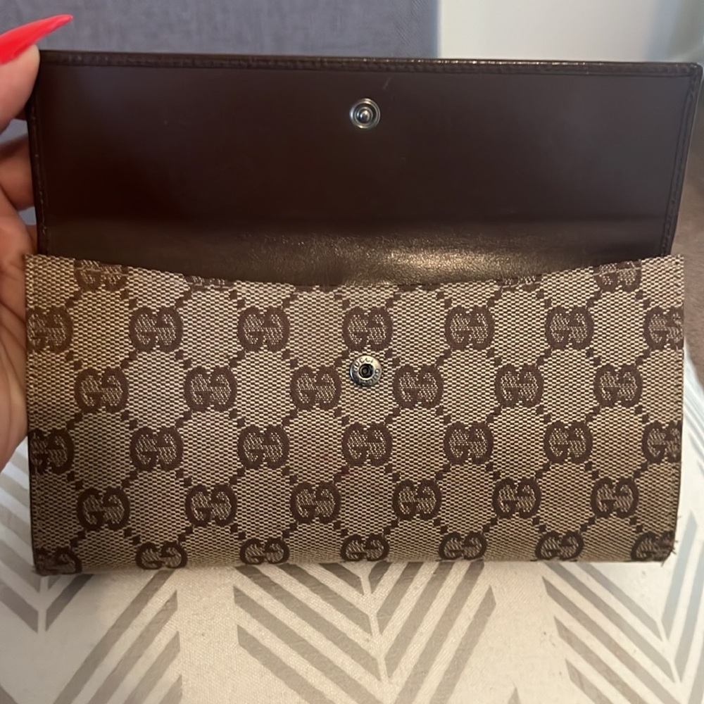 Gucci Wallet - Picture 7 of 8